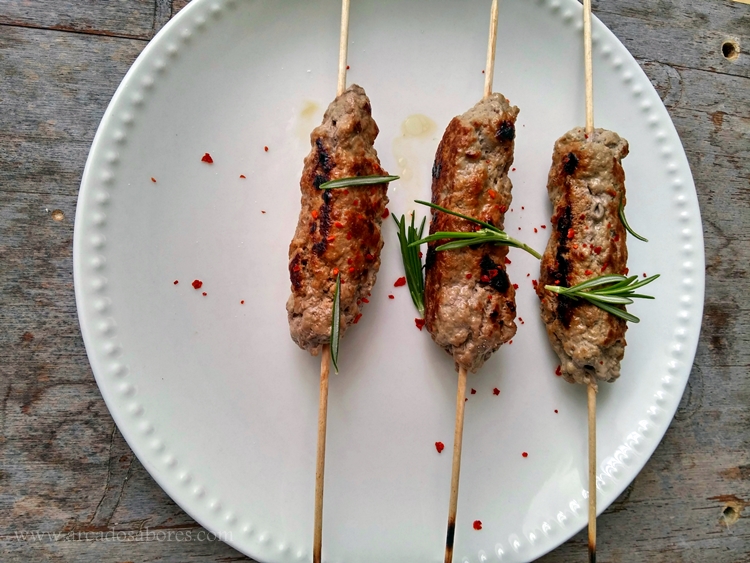 Lamb kebab (kebab de borrego)