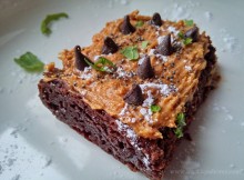 brownie de chocolate e amendoim