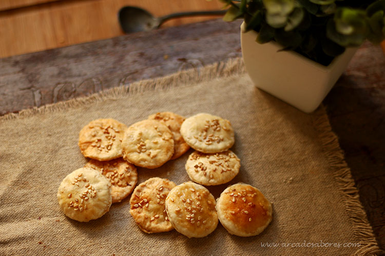 Bolachas de sésamo (aperitivo)