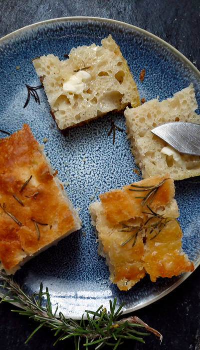A Melhor Receita de Focaccia (Pão Italiano): Simples e Perfeita!